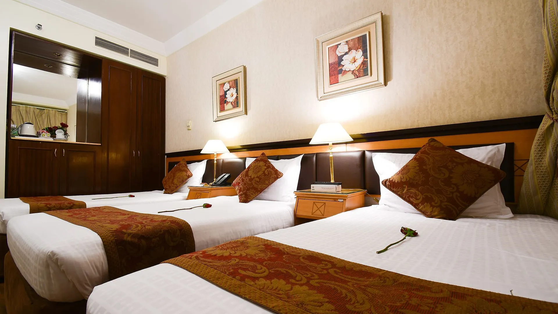 ***  Hotel Al Ansar Golden Tulip à Médine Arabie saoudite